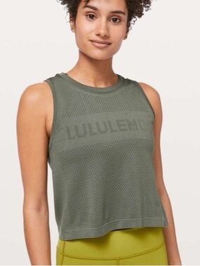 lululemon Swiftly Breathe Crop Tank
Grey Sage 6